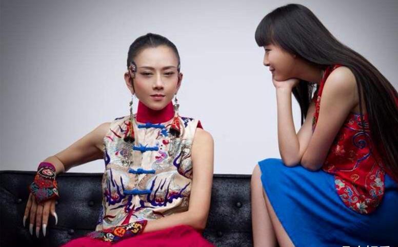 丁字裤、露臀，所谓的“艺术”都没用，谁审美有问题？