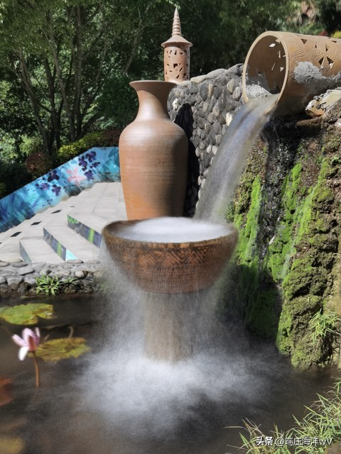 到云南昆明旅游必去的景点有哪些,云南香格里拉旅游攻略必去景点