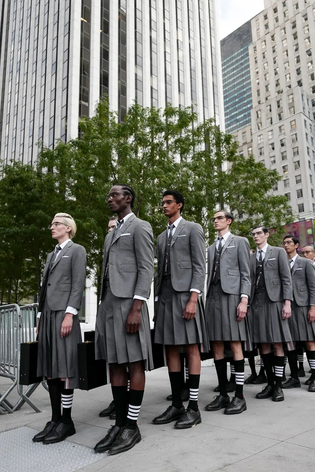 跟王心凌学甜美风穿搭,一条裙子一万多