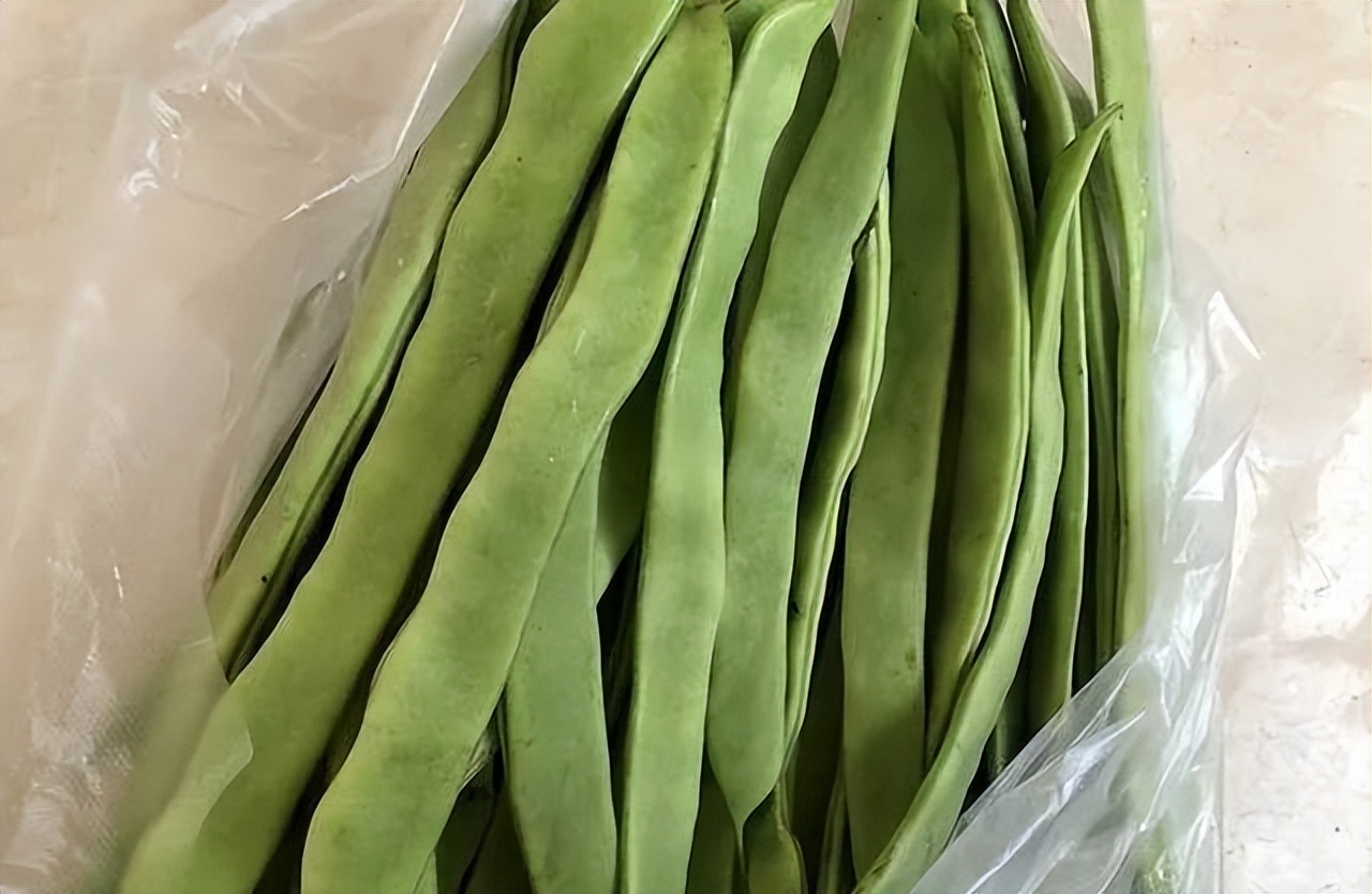 网传河南两女子吃凉皮中毒死亡,两女子吃凉皮中毒1死1伤后续