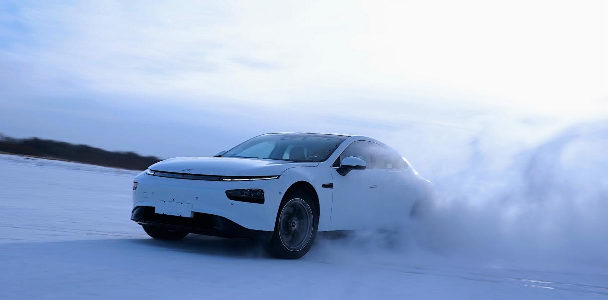 每日外刊|0414-拯救全球化！买一辆中国的电动车