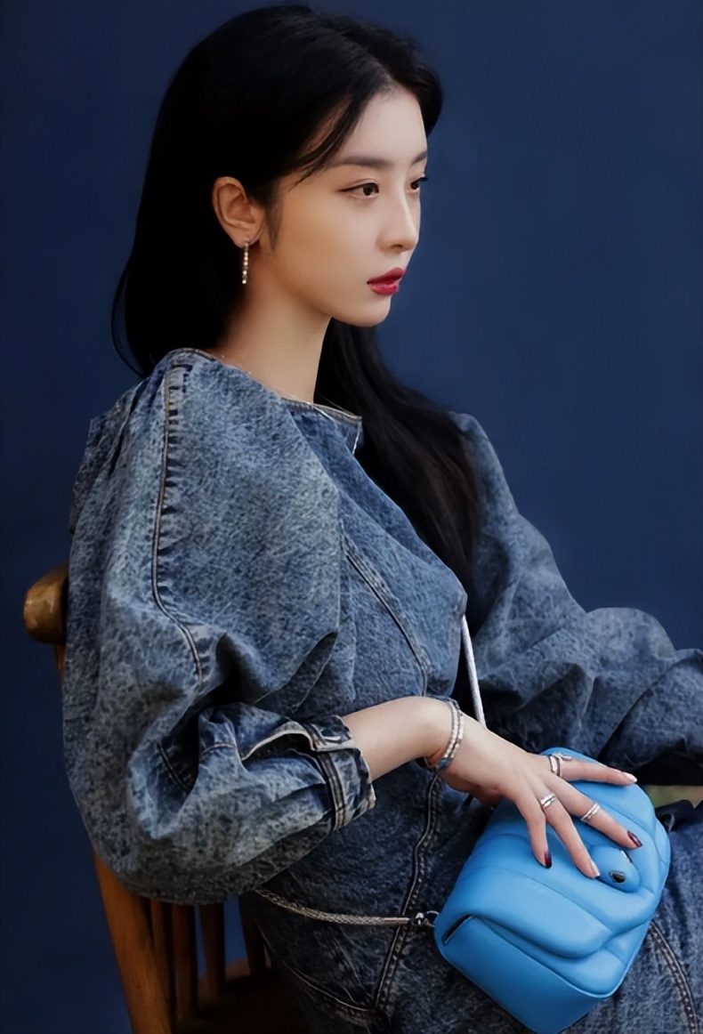 雌竞、厌女，打着“女汉子”旗号装洒脱，奉劝这些女明星别太离谱