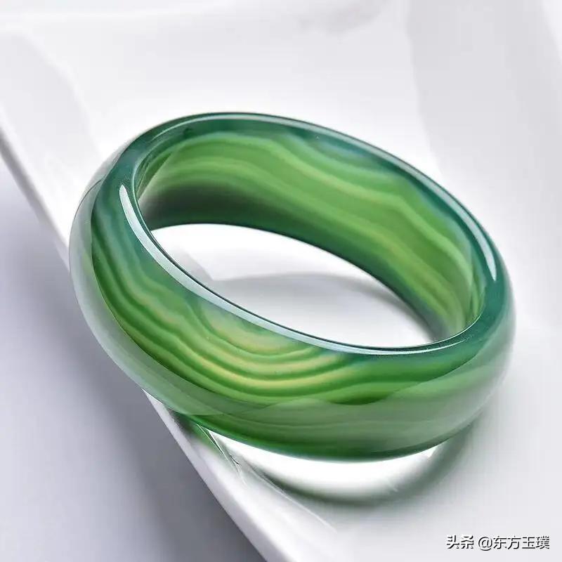 玉髓和玉到底有什么区别,玉髓其实并不是玉