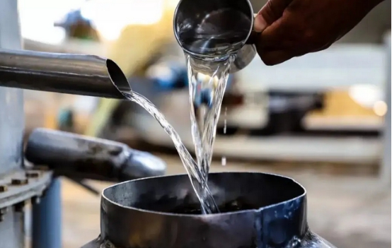 菜市场暗藏的“自酿原浆”是白酒之光？行家：水太深，一点不敢碰