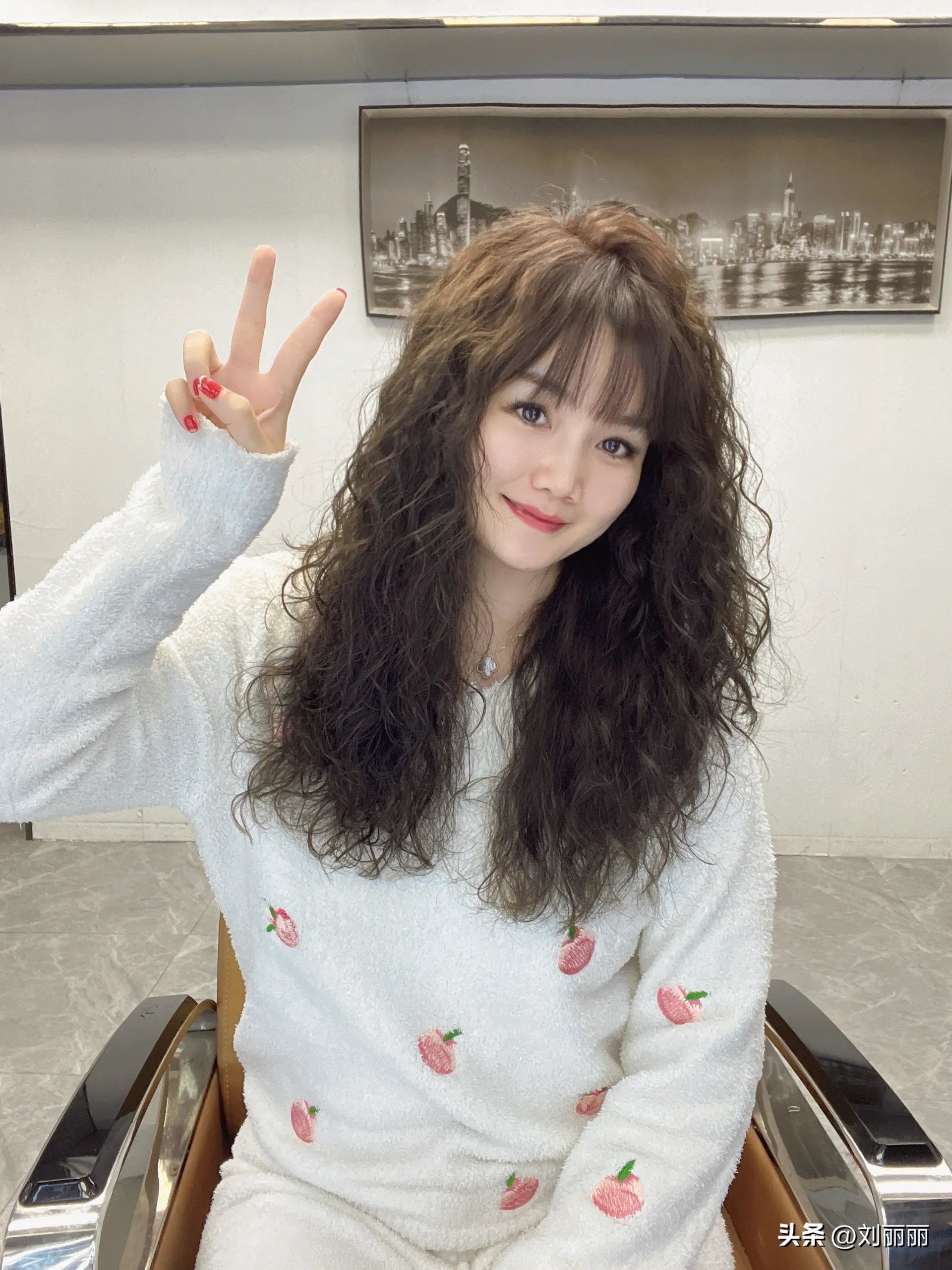 2023年最流行的发型年轻时尚,最新发型女2023流行发型