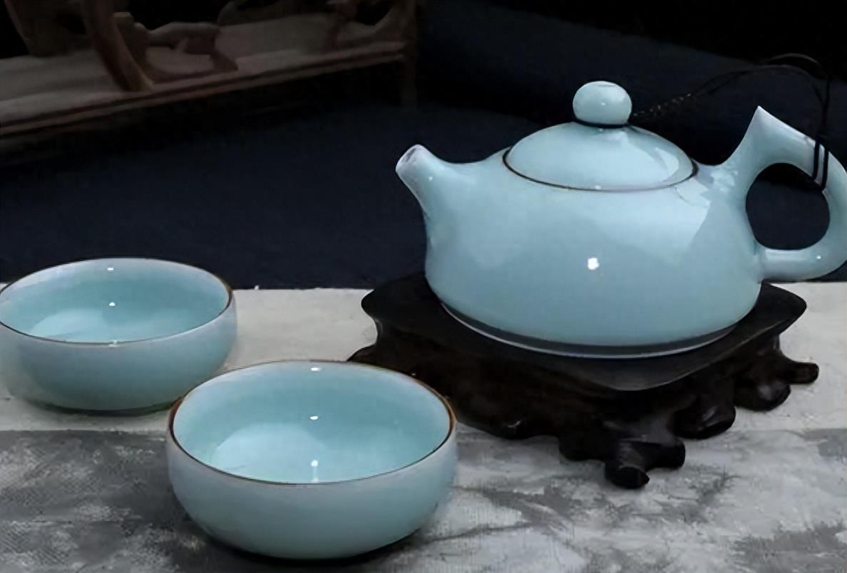 中国宜兴青瓷,80年代宜兴青瓷的特点