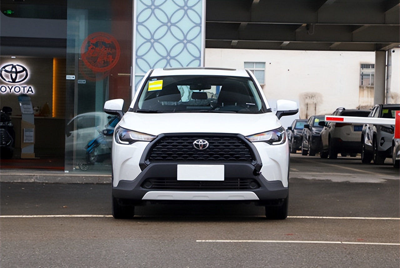 2022年5座燃油顶配汉兰达,2019款汉兰达入门版车型售价