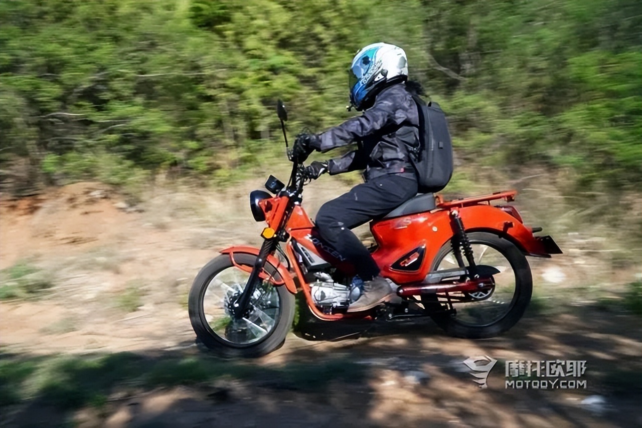 国产运动弯梁摩托车,宗申野米弯梁车架