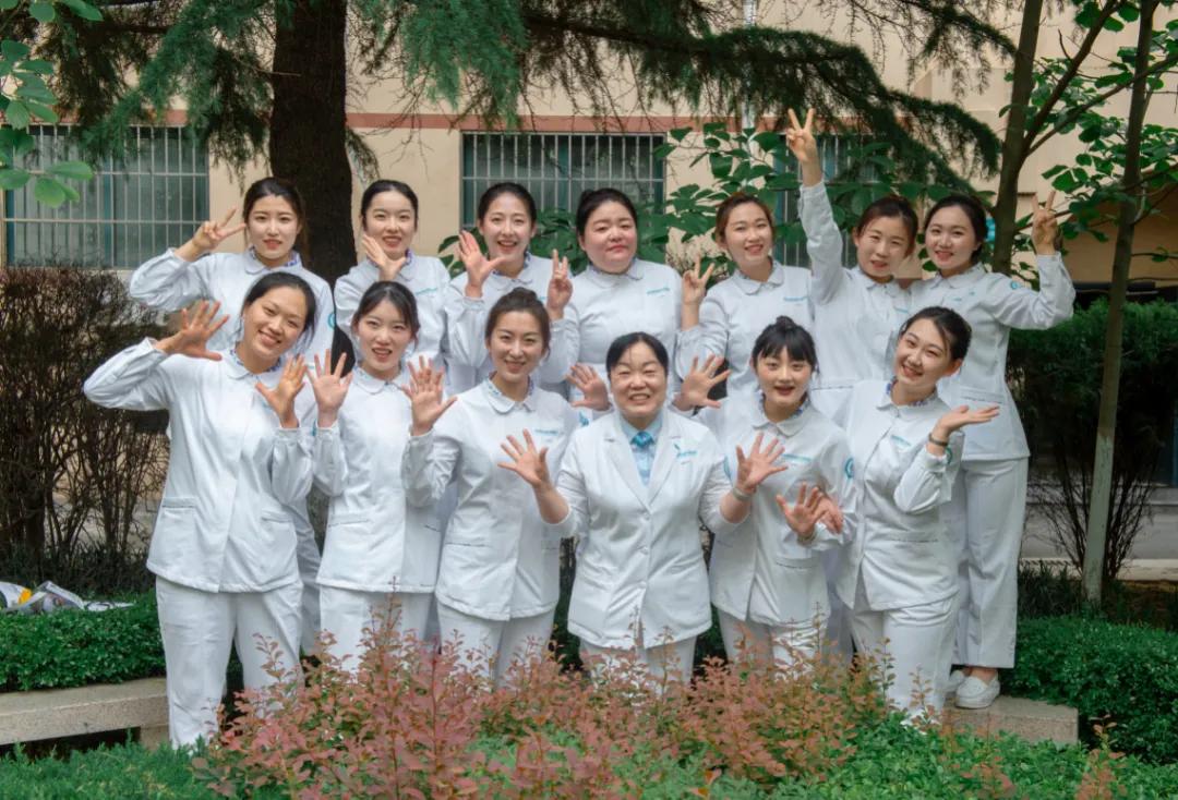 科室名片|医路热血肾利在握：西海岸新区中心医院血液内科肾内科