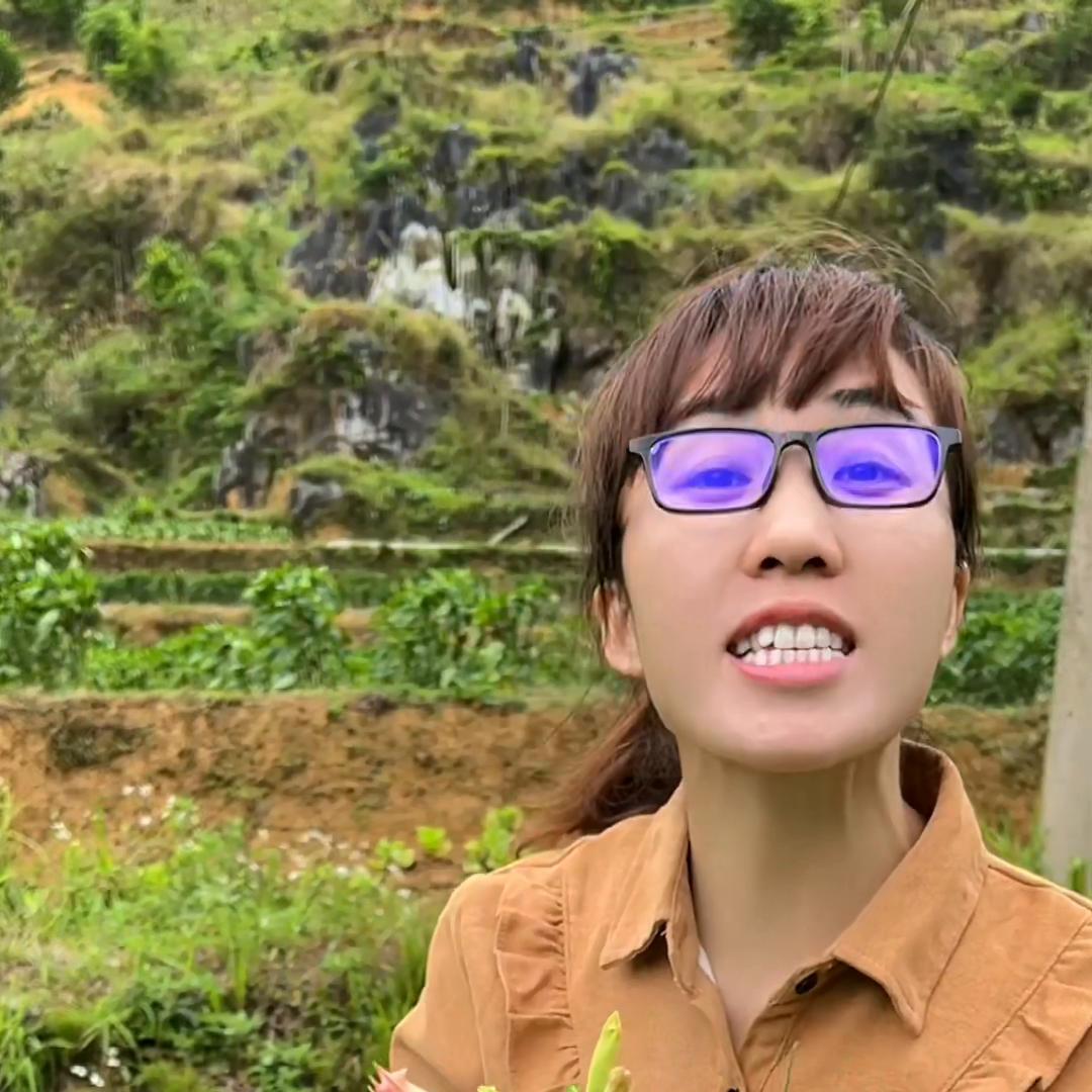 如果你养不起你自己就别结婚 (你把自己都养不起就别结婚)