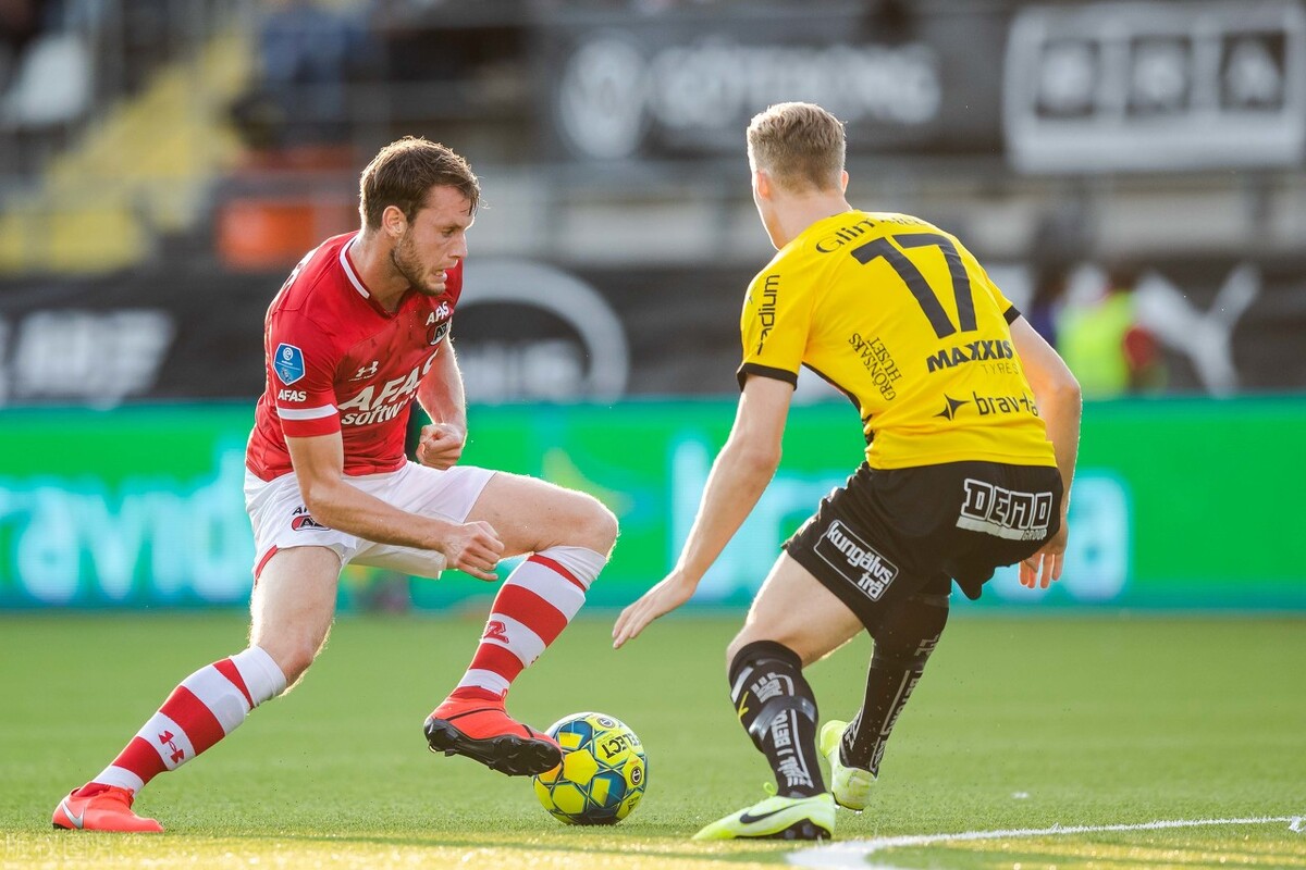 体彩竞彩足球5串1中了2个,竞彩七串容错3456中5