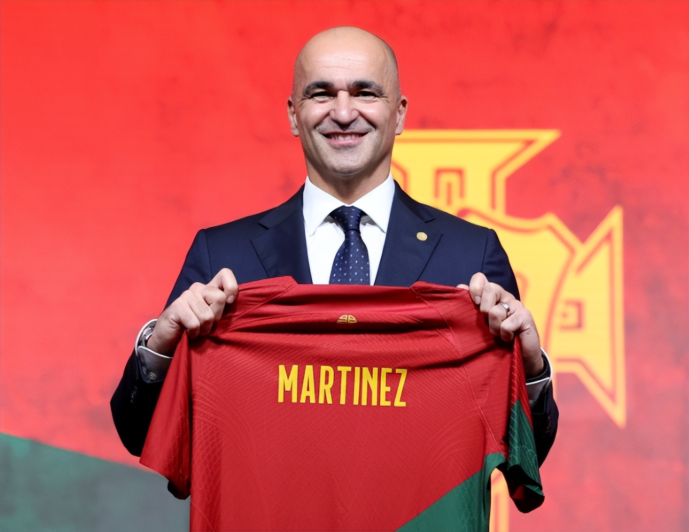 葡萄牙首发c罗视频,葡萄牙对c罗加入沙特有什么看法