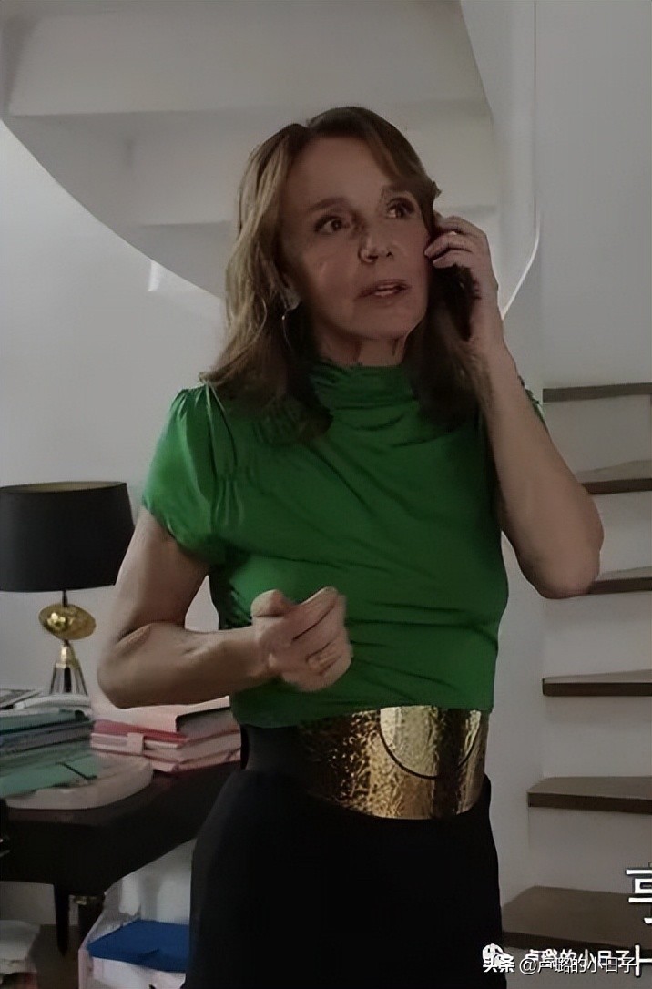 法国版小时代，狗*恋血**情刷新三观，女主的“法式”穿搭再次被吐槽