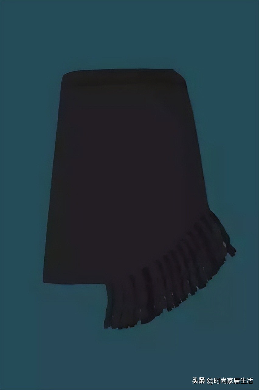 你穿的每件衣服，都有挺长的历史