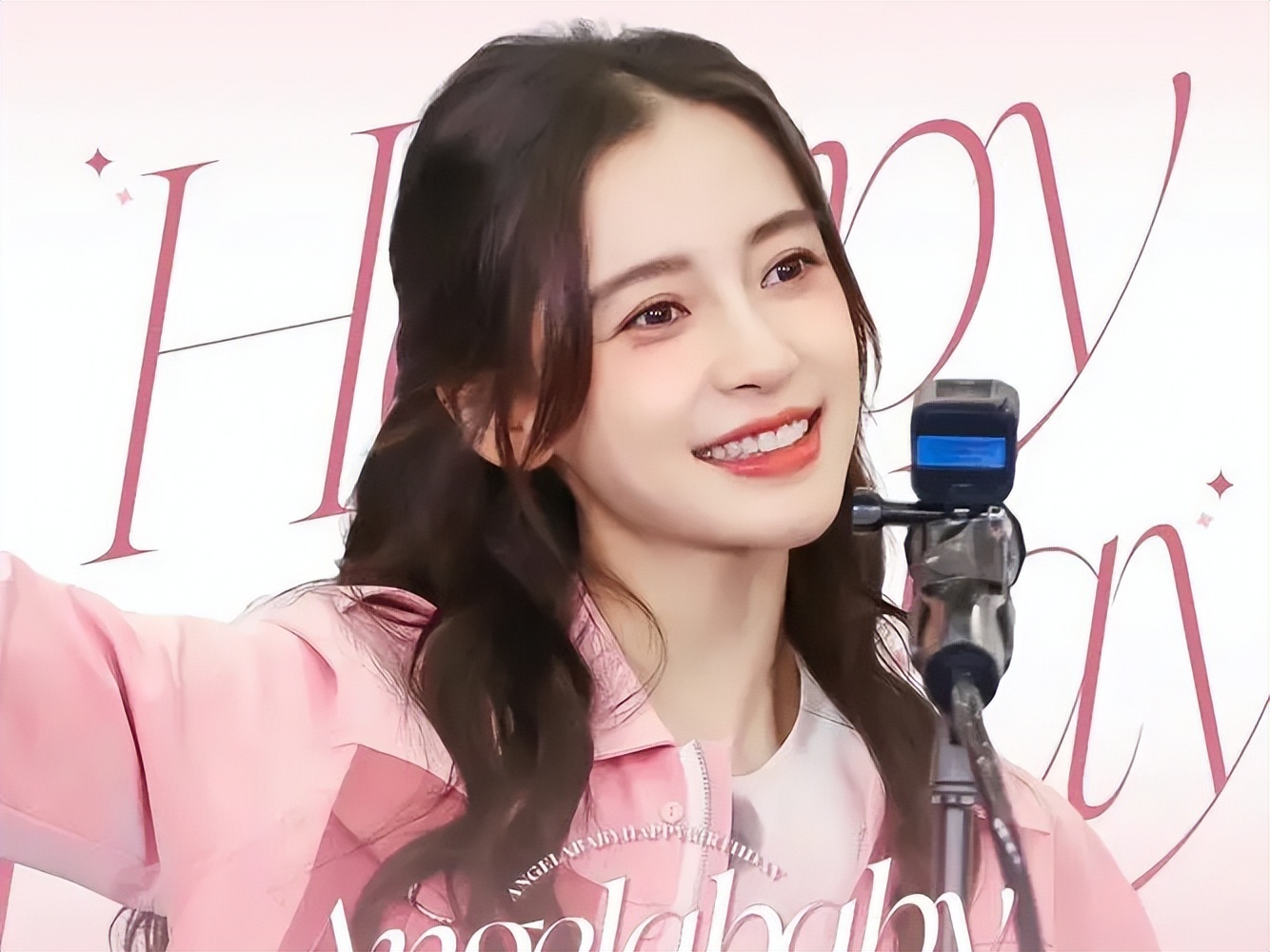 没演技却火得一塌糊涂的4个演员,有演技却一直不火的五位男艺人