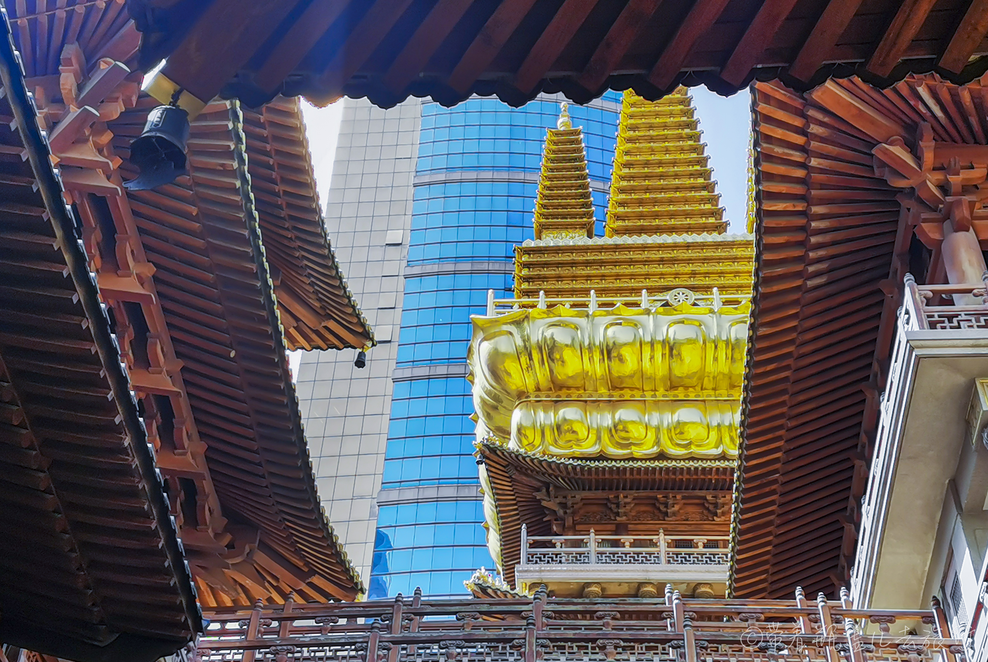 上海古寺,上海一个特别繁华的寺庙