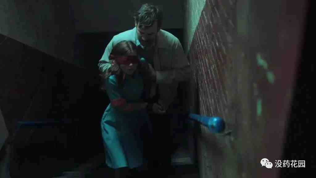 美国：童年起遭监护人性侵，被连环杀手绑架强奸，她重生成为英雄