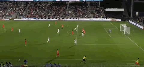 国足友谊赛0:0平新西兰,中国男足2-1泰国武磊三次错失单刀