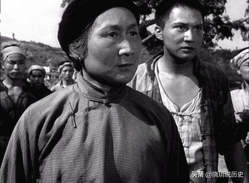 原型双枪老太婆后来为何被枪毙,双枪老太婆的人物经历