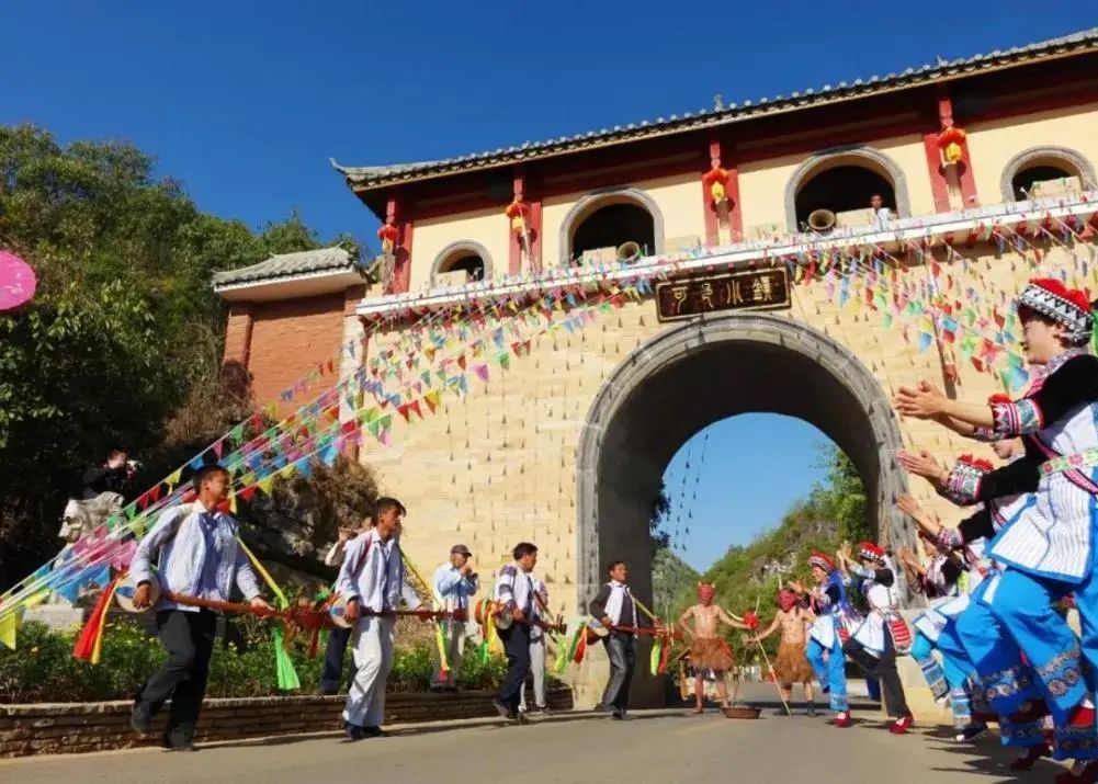 川西云南深度自驾游最佳攻略,滇东南西南大环线旅游