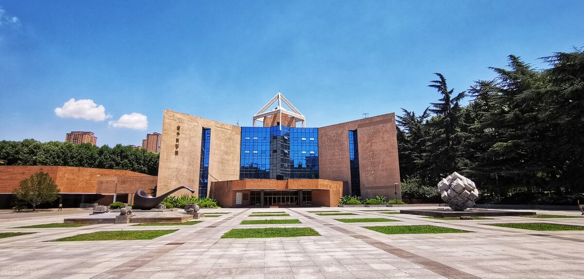 上海交大和西安交大专业,上海交大和西安交大谁厉害