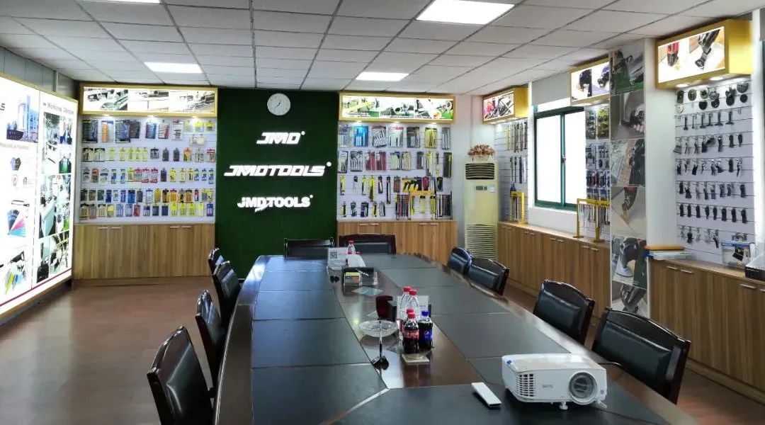 鍋氬ソ涓浗,鍋氫腑鍥藉ソ閿墖