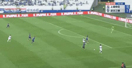 1:1，中超鼎峰战，申花7轮不败，排在榜首，三镇遭遇三连平