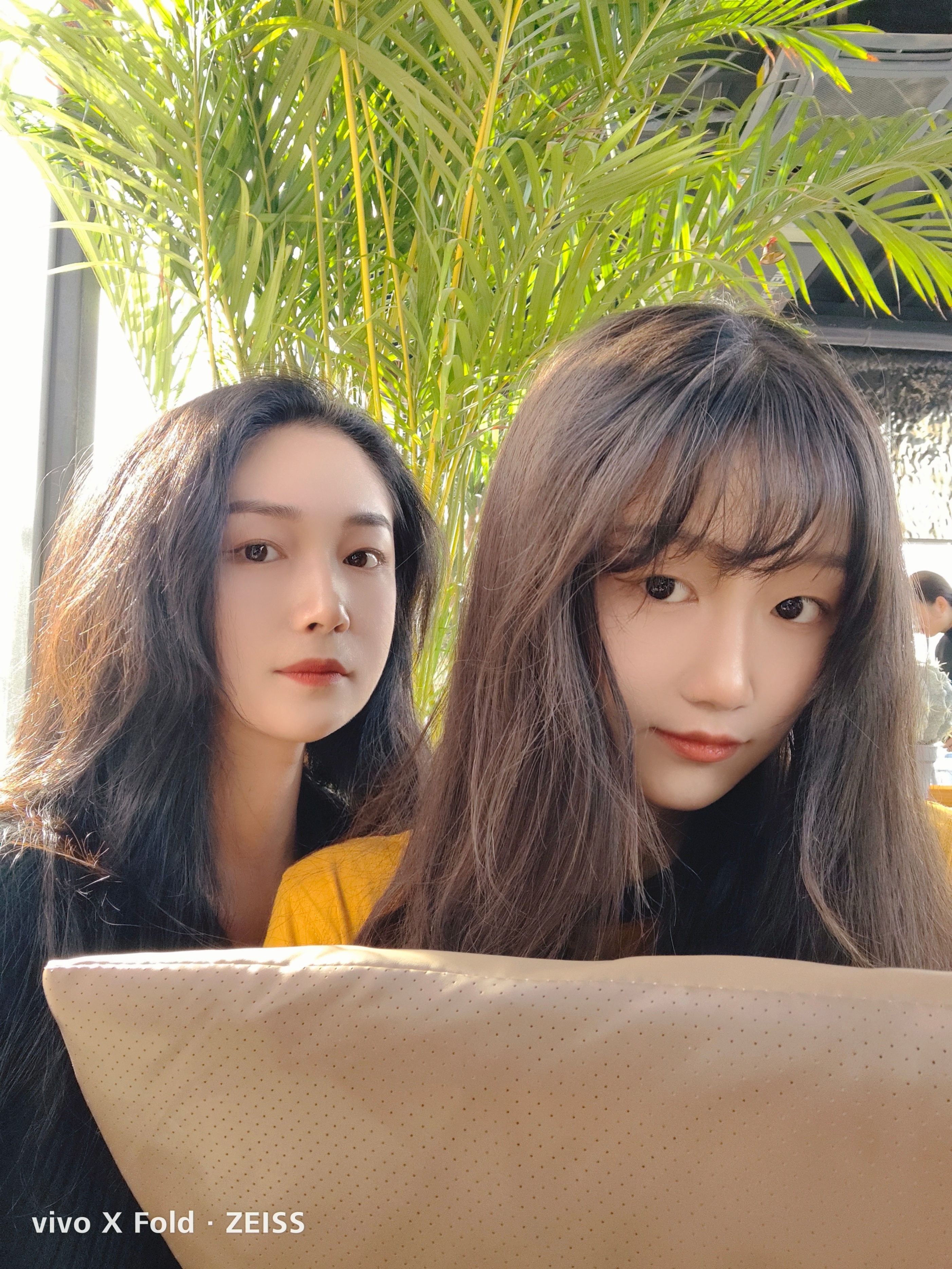 vivoXFold民间评测：8999起售，发布最晚折叠屏，能超越友商吗？