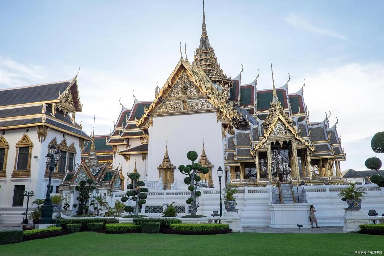 悲惨的特色旅游产业，泰国人妖是如何形成的呢？