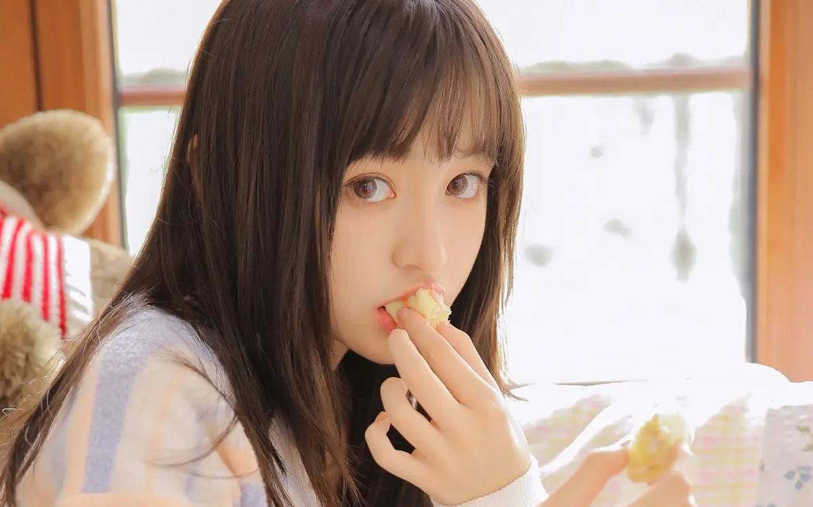 女孩子生理期来了该怎么安慰,女孩子说生理期肚子疼怎么安慰