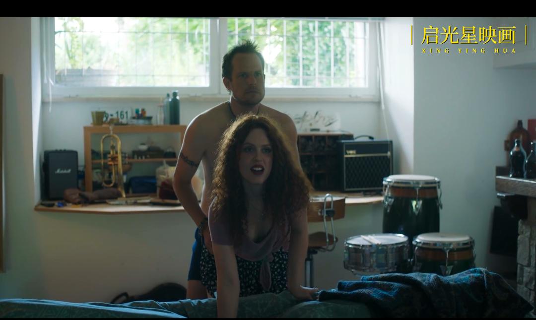 黑帮女老大成长史,黑帮女老大的传奇人生