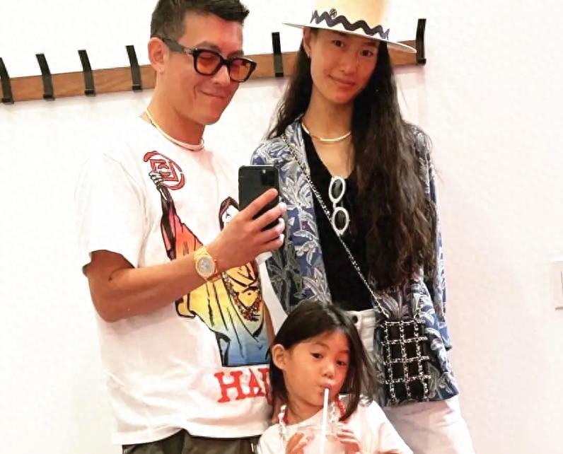 47岁的华谊老板娘,华谊老板娘嫁给陈冠希