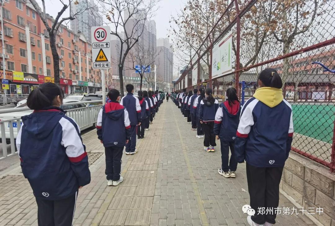 郑州市第七十三中学校军训,郑州市第七十三中学军训成果