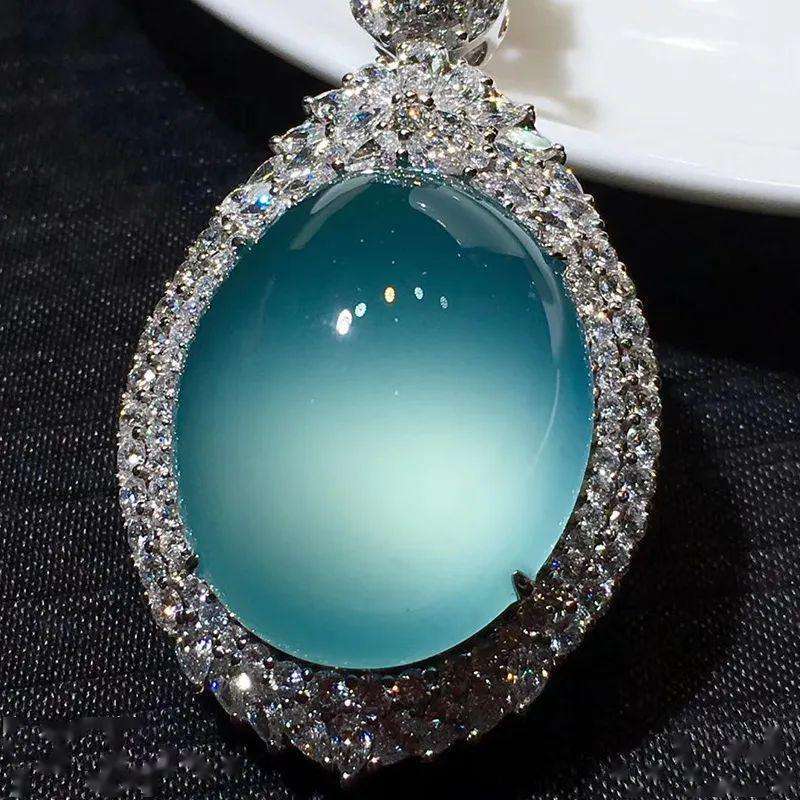 翡翠颜色等级划分,紫罗兰翡翠原石颜色等级和图片