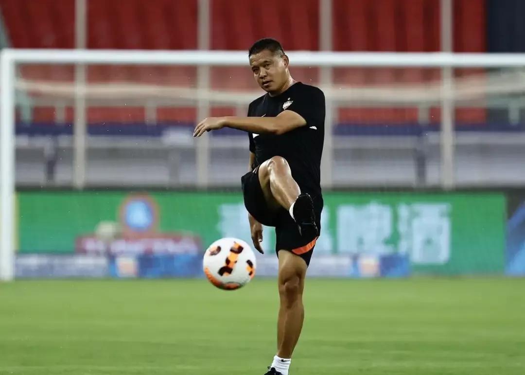 俱乐部股改,俱乐部股改方案经典案例