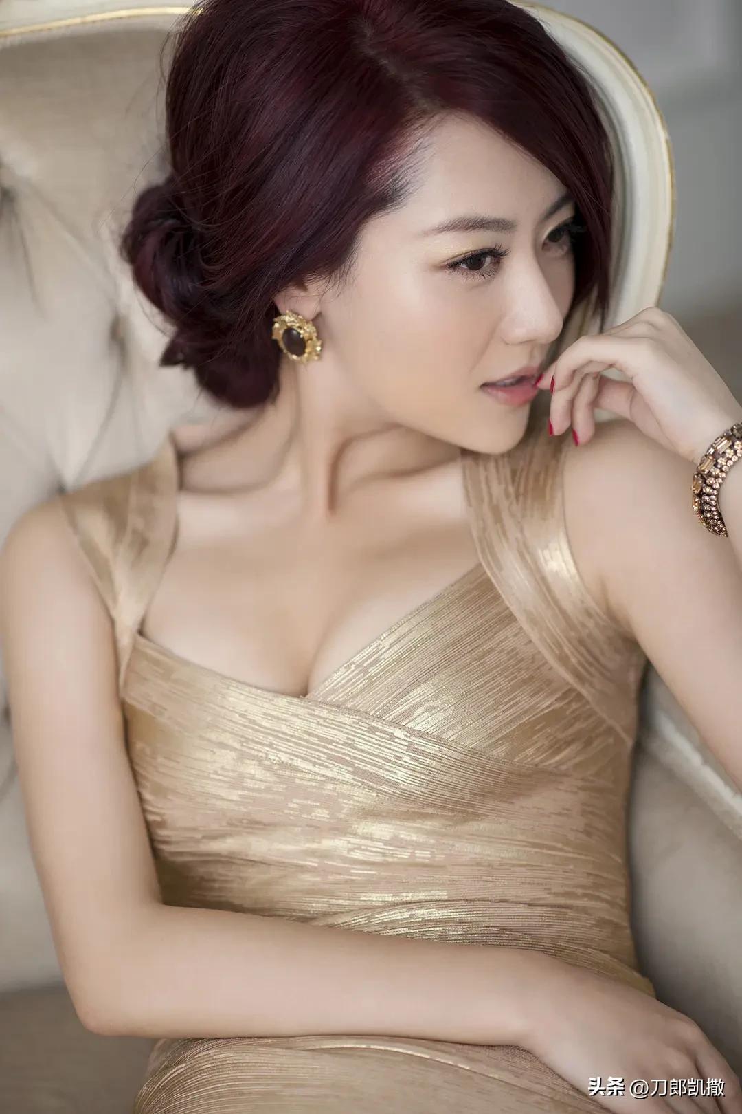 “宅男女神”与穷小伙的瓜！