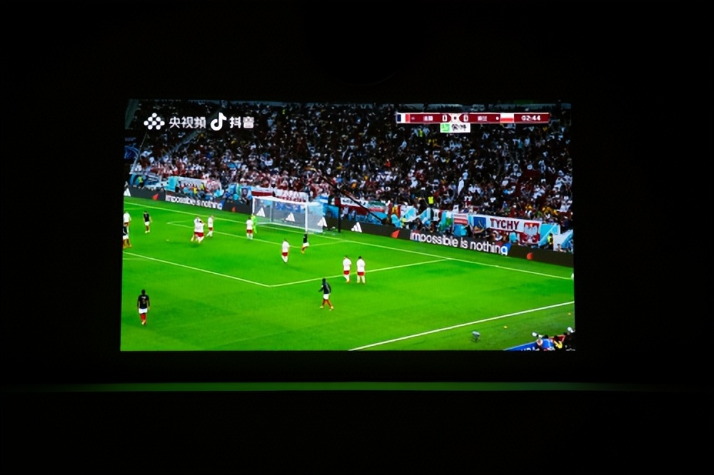 坚果n1air三色激光云台投影怎么样,坚果n1spro三色激光投影