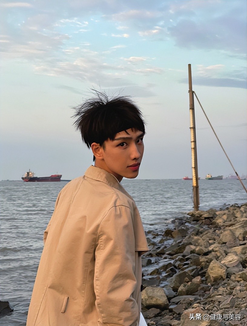 选择适合自己肤质的护肤品很重要,怎么样选择适合自己肤质的护肤品