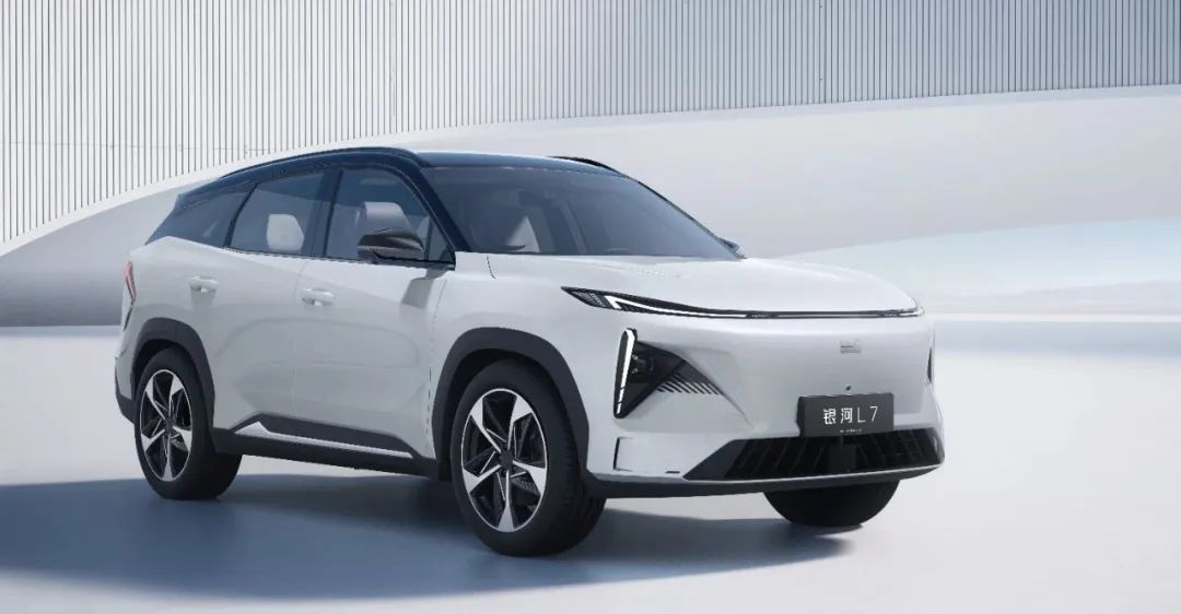 最好的七座油电混动车10万元左右,国产混动20万左右推荐