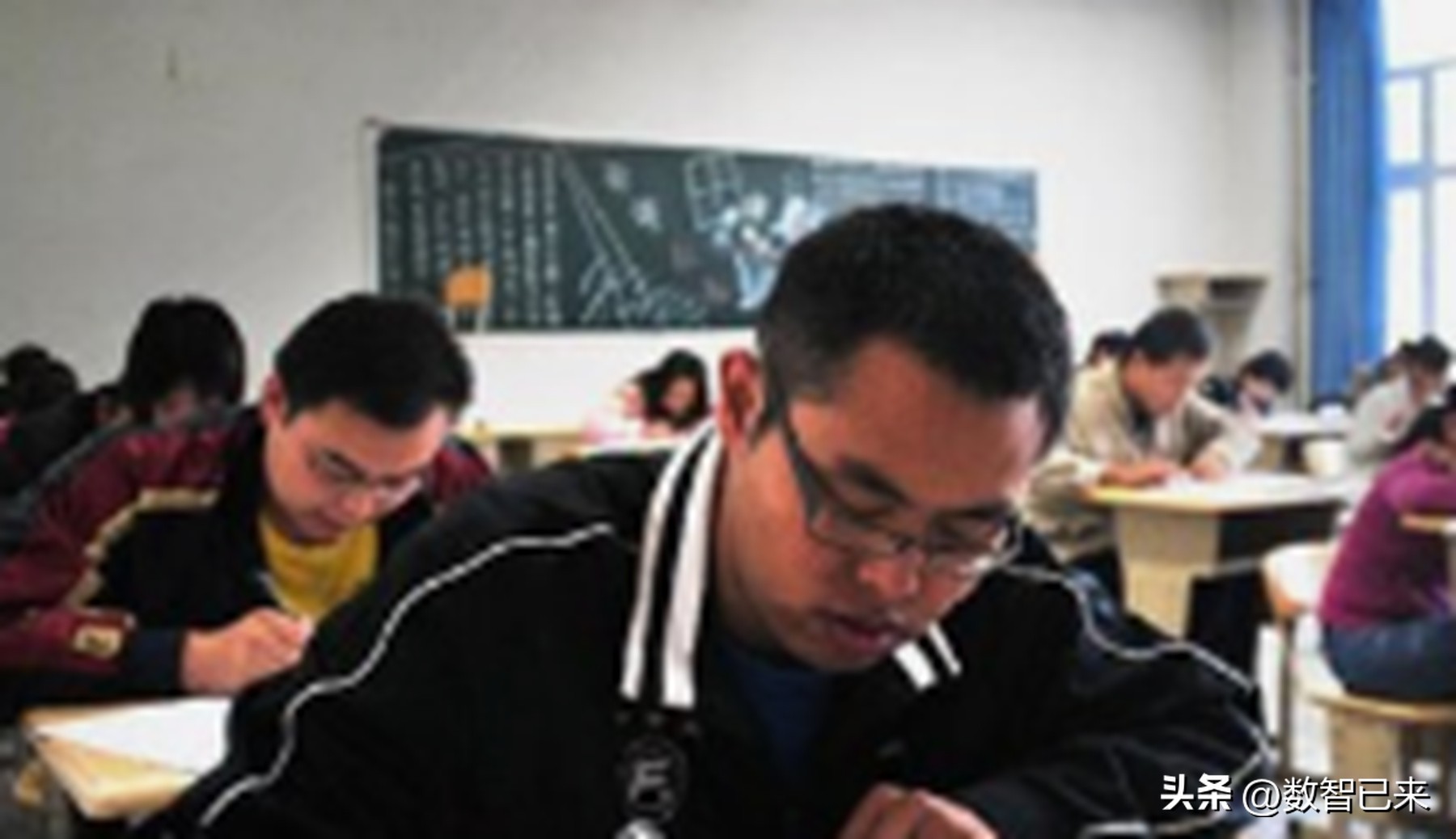 成人本科报考登记表原件在哪里,成人高考网上报名有报考登记表吗