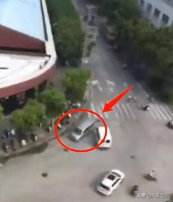 枪杀3名女同事，抢钱后竟开车送主任上班？仅用3天，“内鬼”被抓