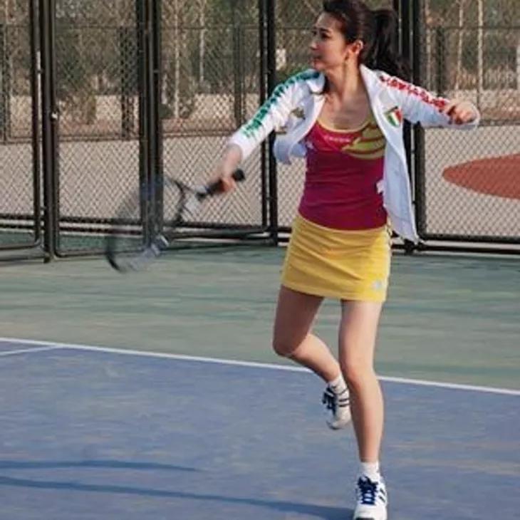 你认识几个打网球的明星?