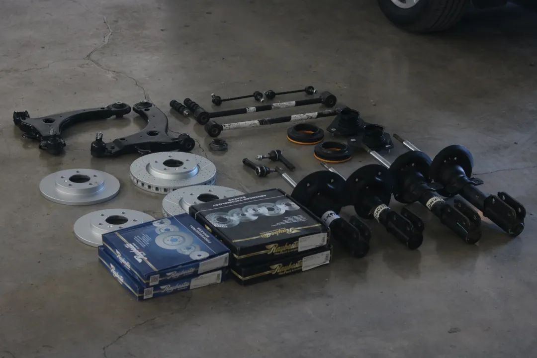 08款别克老君越通病处理视频,08款别克君越整备需要多少钱