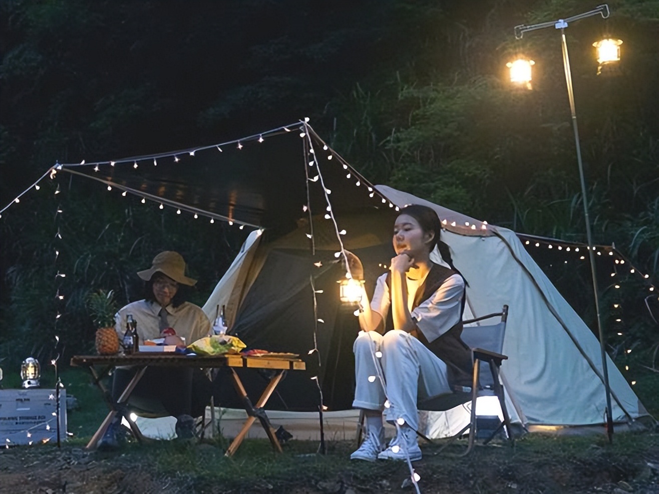 家里有院子的，别浪费！建议备上这4件小物，打造一个喝茶的庭院