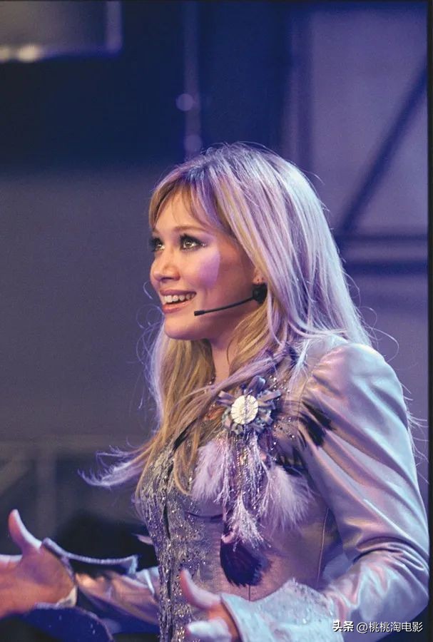 希拉里达芙最新街拍照,希拉里达芙个人写真