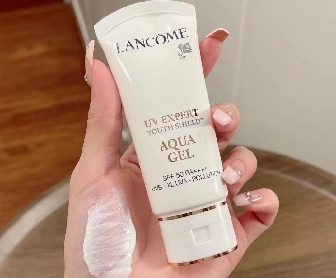 防晒霜推荐排行榜兰蔻防晒,兰蔻防晒霜与安耐晒防晒霜哪个好