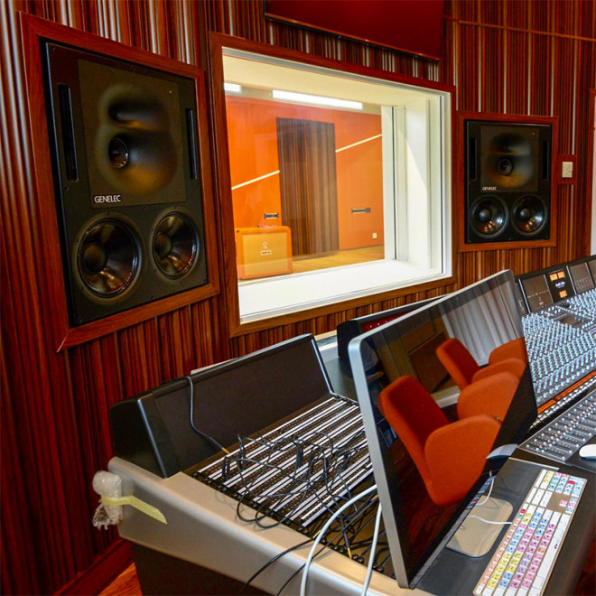 德国真力音响 (芬兰genelec音箱)