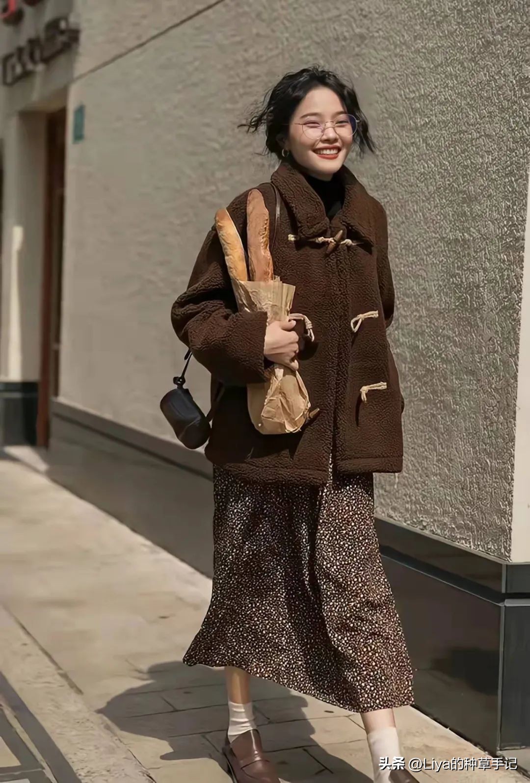 冬天穿什么长款外套保暖又时尚,秋冬厚外套这样选保暖又好看