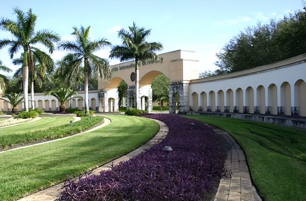 佛罗里达州迈阿密大学,佛罗里达州立佛罗里达大学