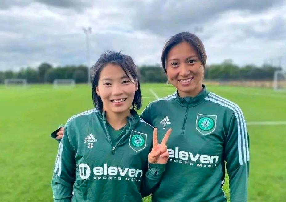 中国女足张琳艳头球神奇逆袭,张琳艳女足获奖